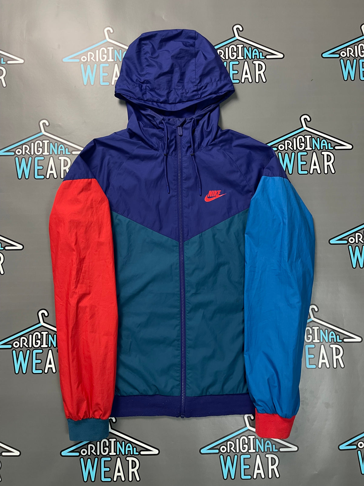 Nike Windrunner Duks &mdash; Slika 1 od 4