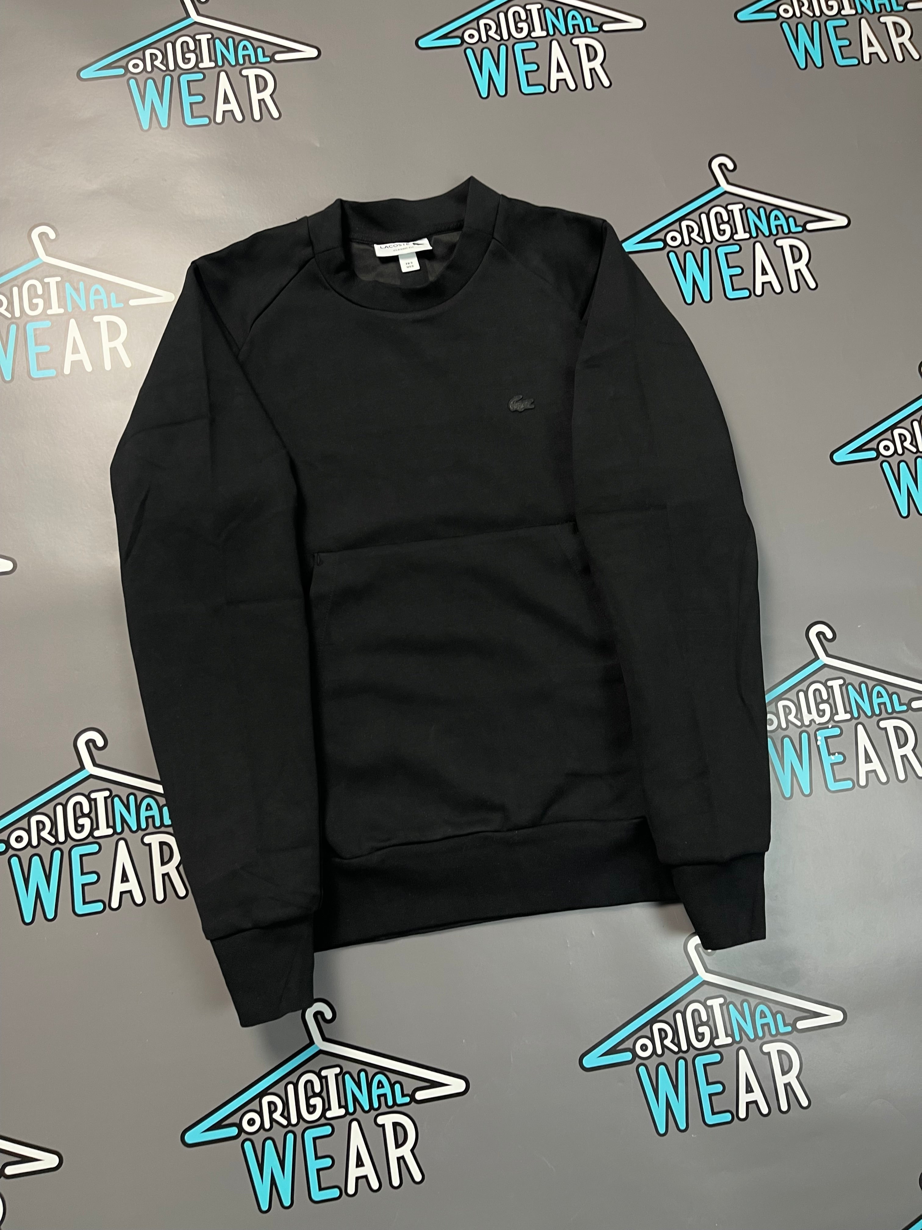 Lacoste “Black Logo” Duks