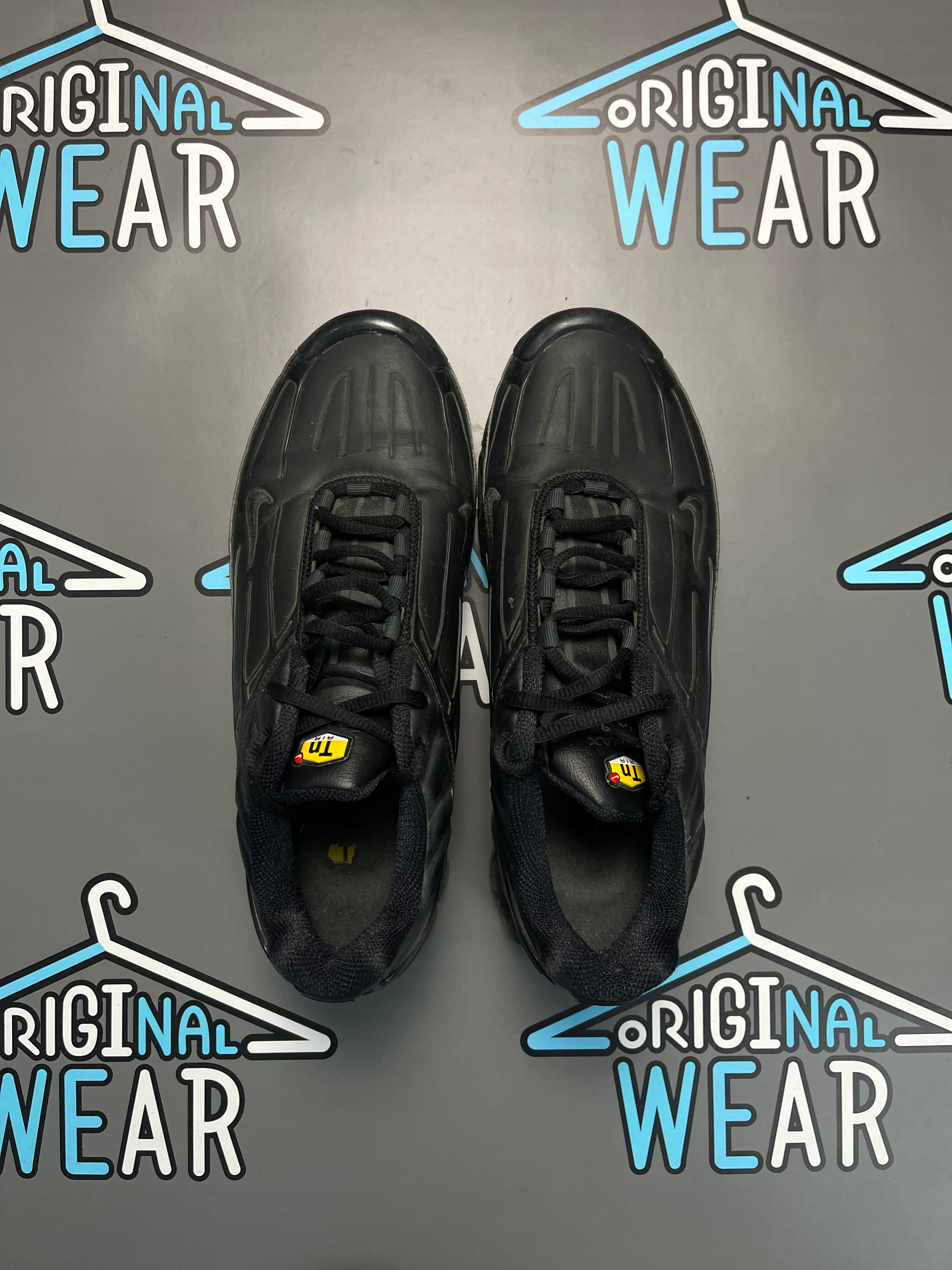 Nike Air Max TN “Leather Black”