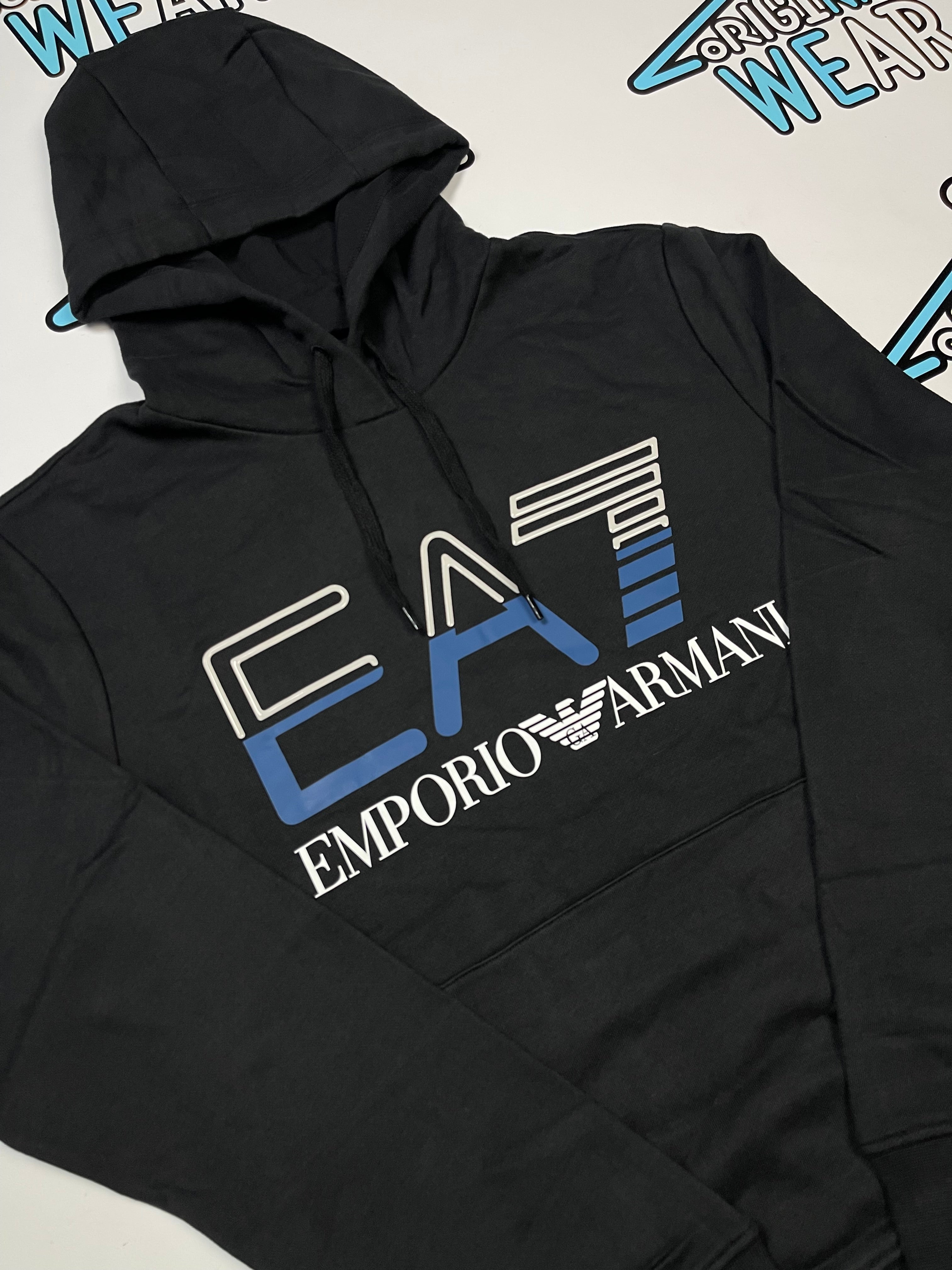 EA7 Duks