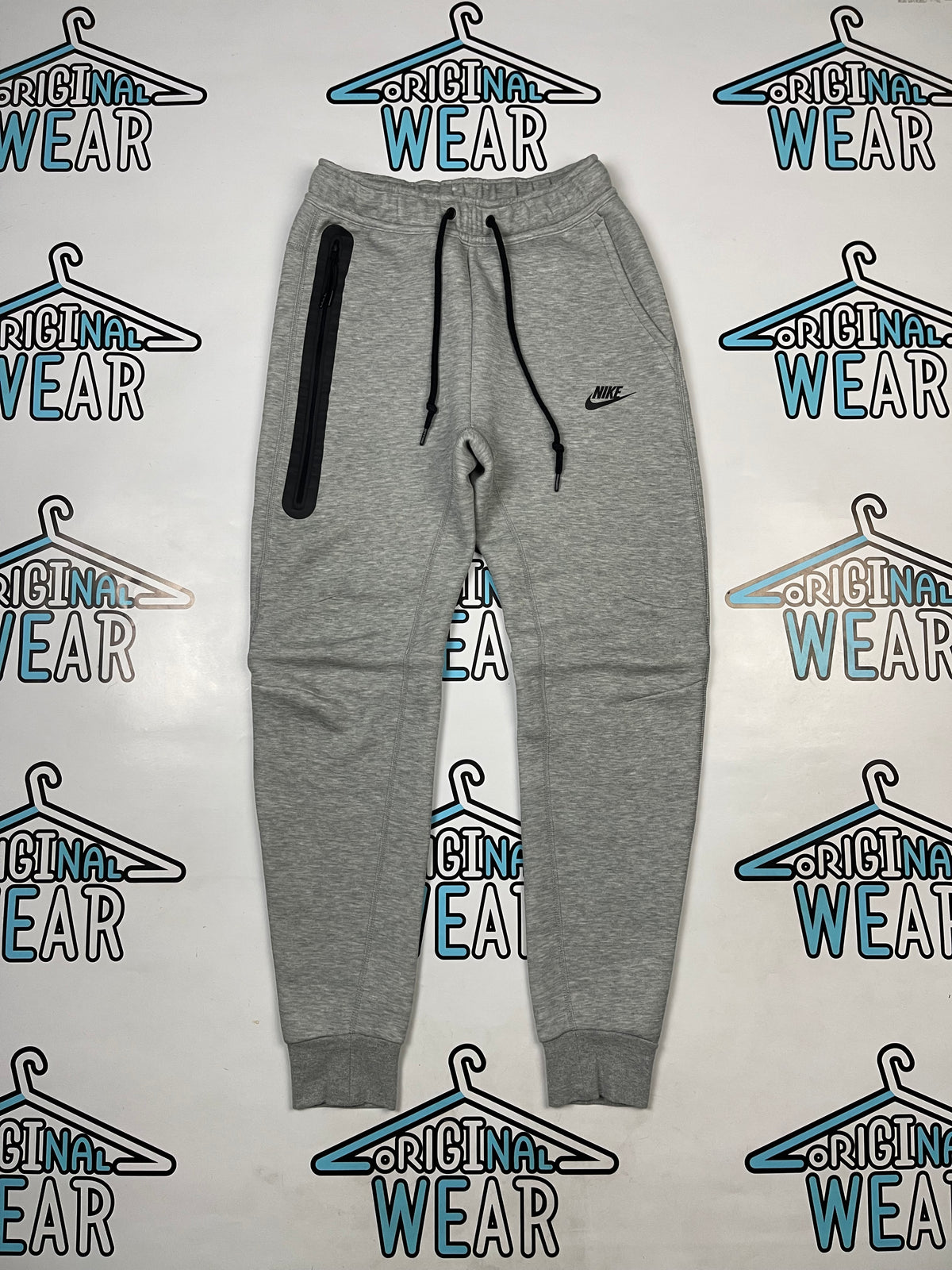 Nike Tech Fleece 2024 Trenerka &mdash; Slika 1 od 4