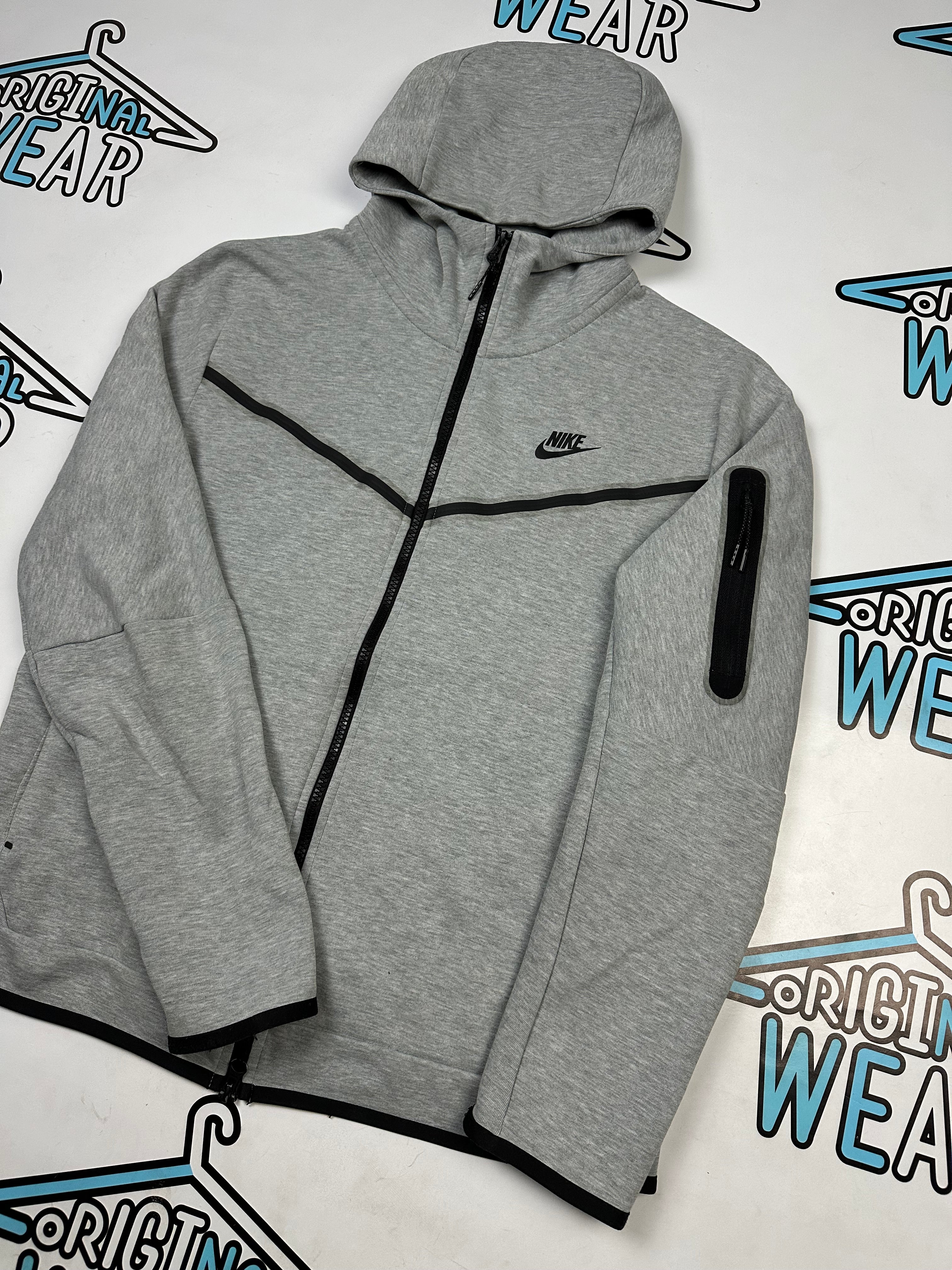 Nike Tech Fleece Duks