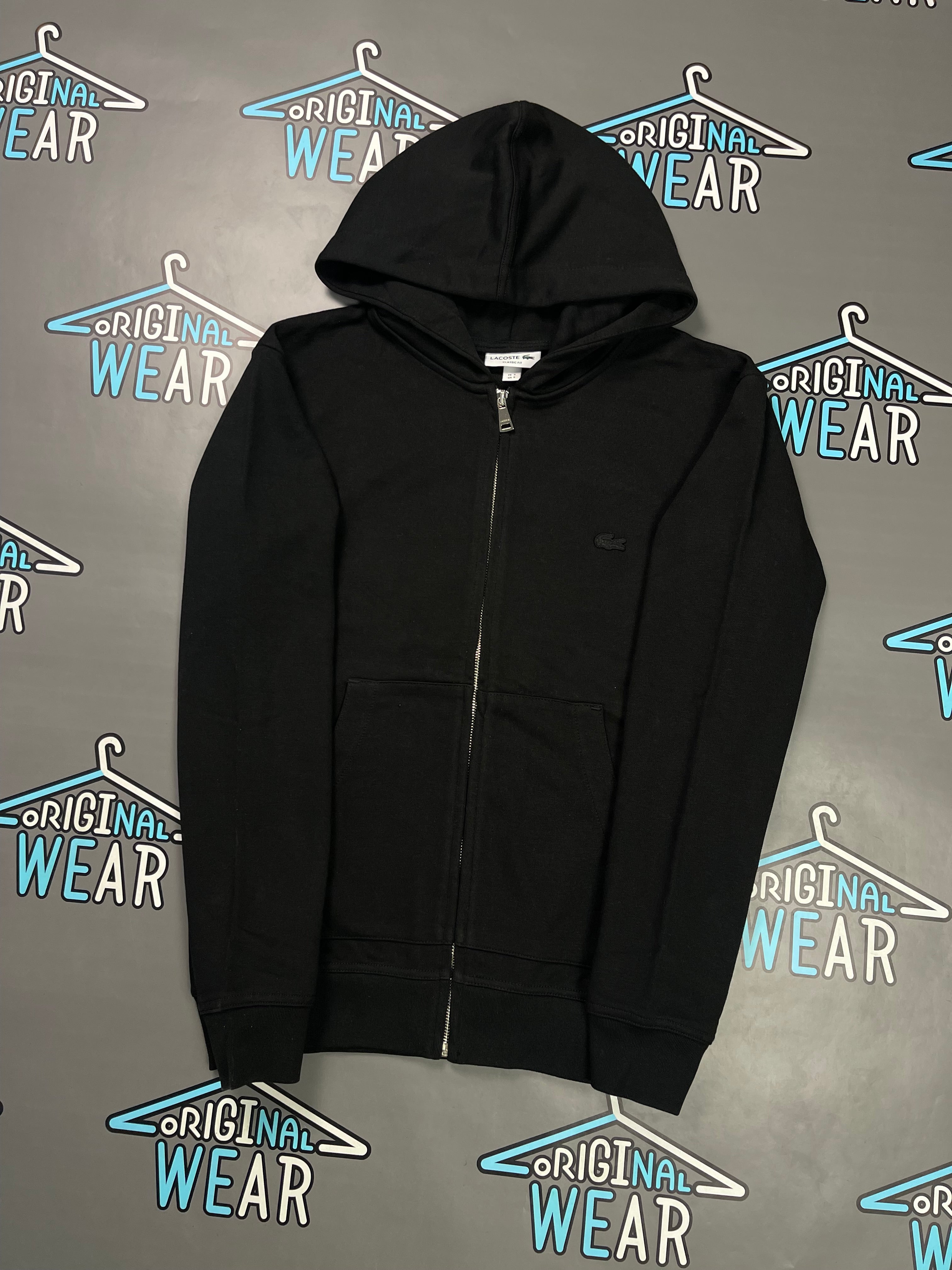 Lacoste “Full Black” Duks