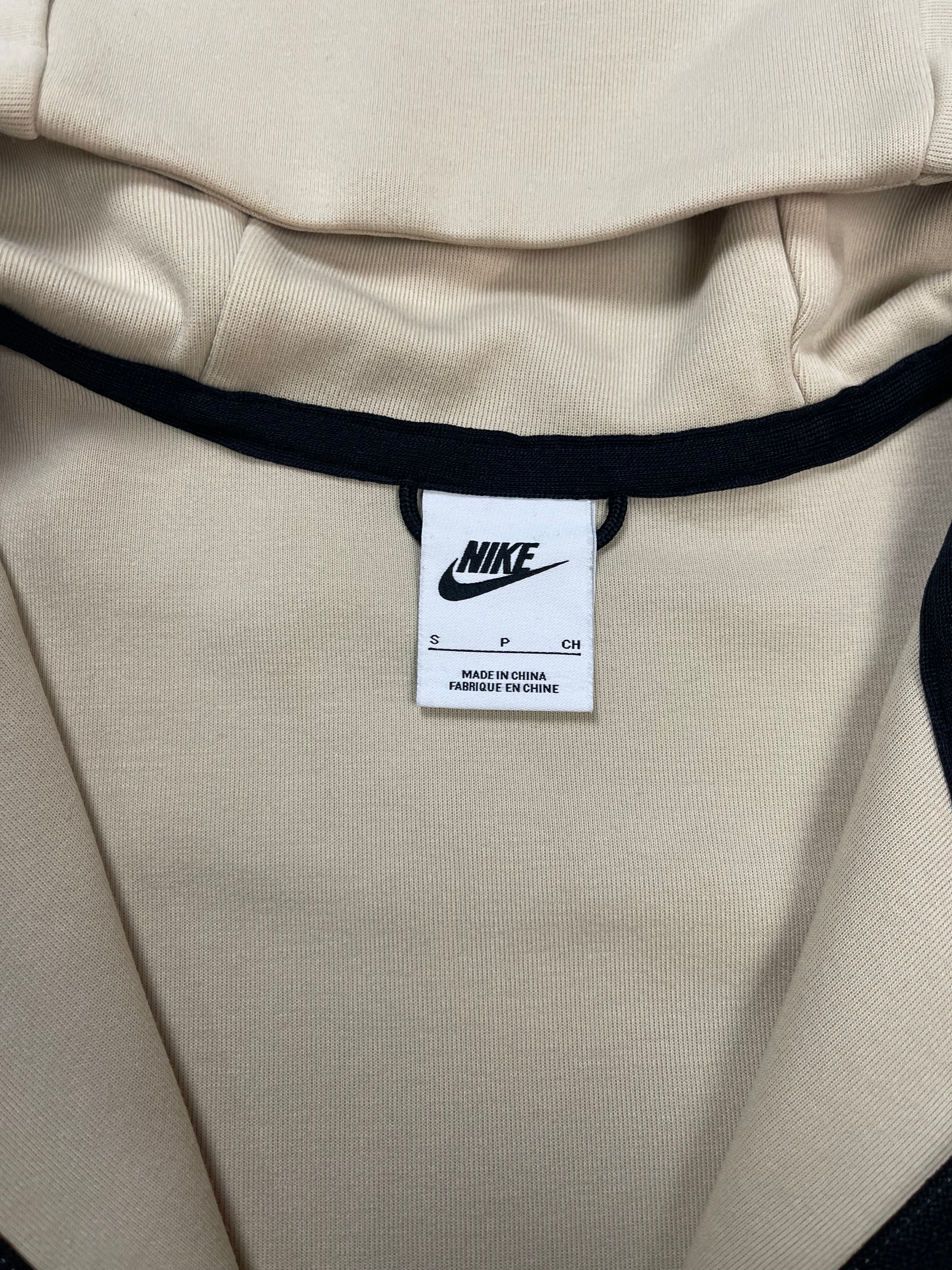 Nike Tech Fleece Duks