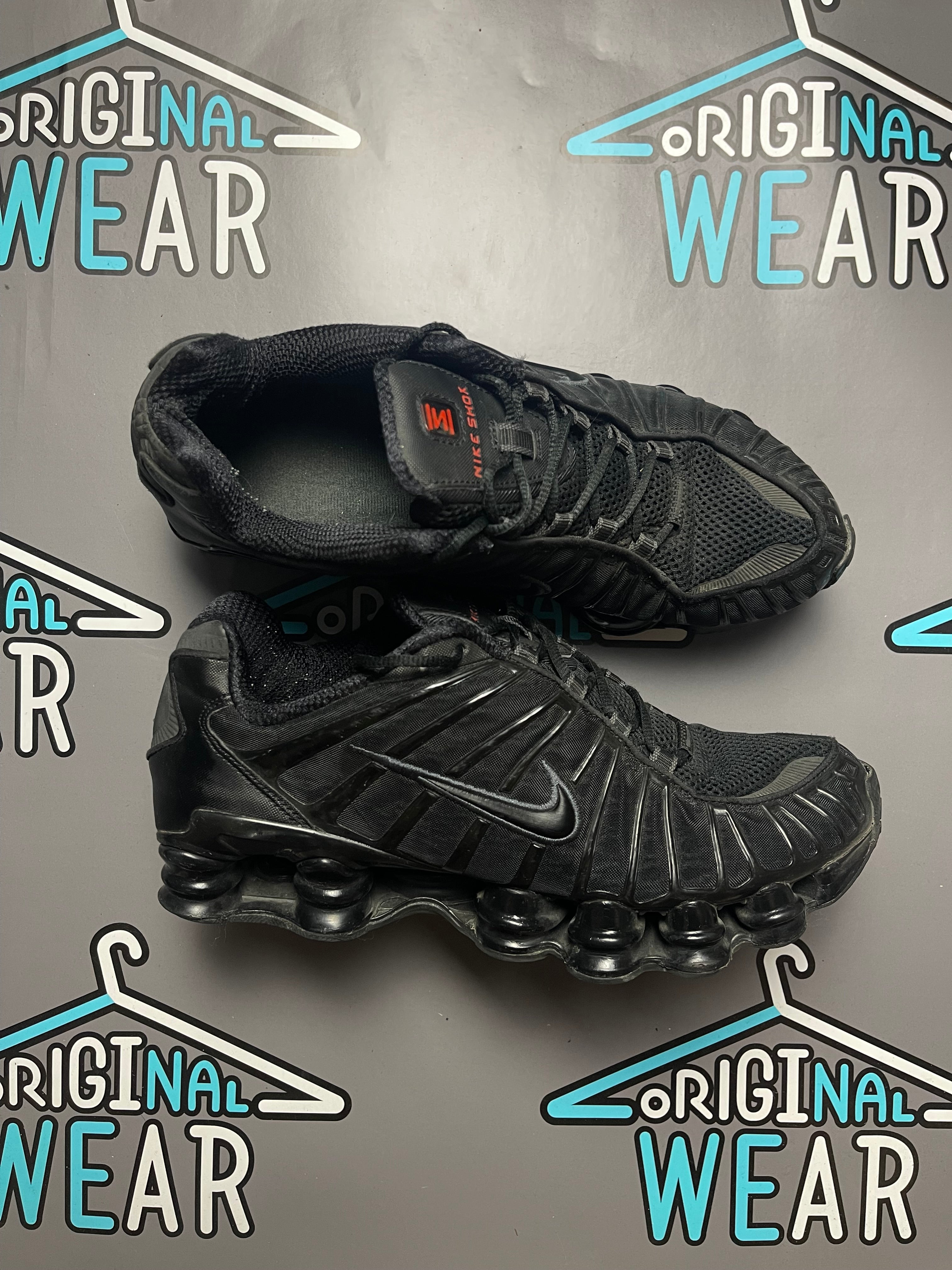 Nike Shox “Full Black” Patike