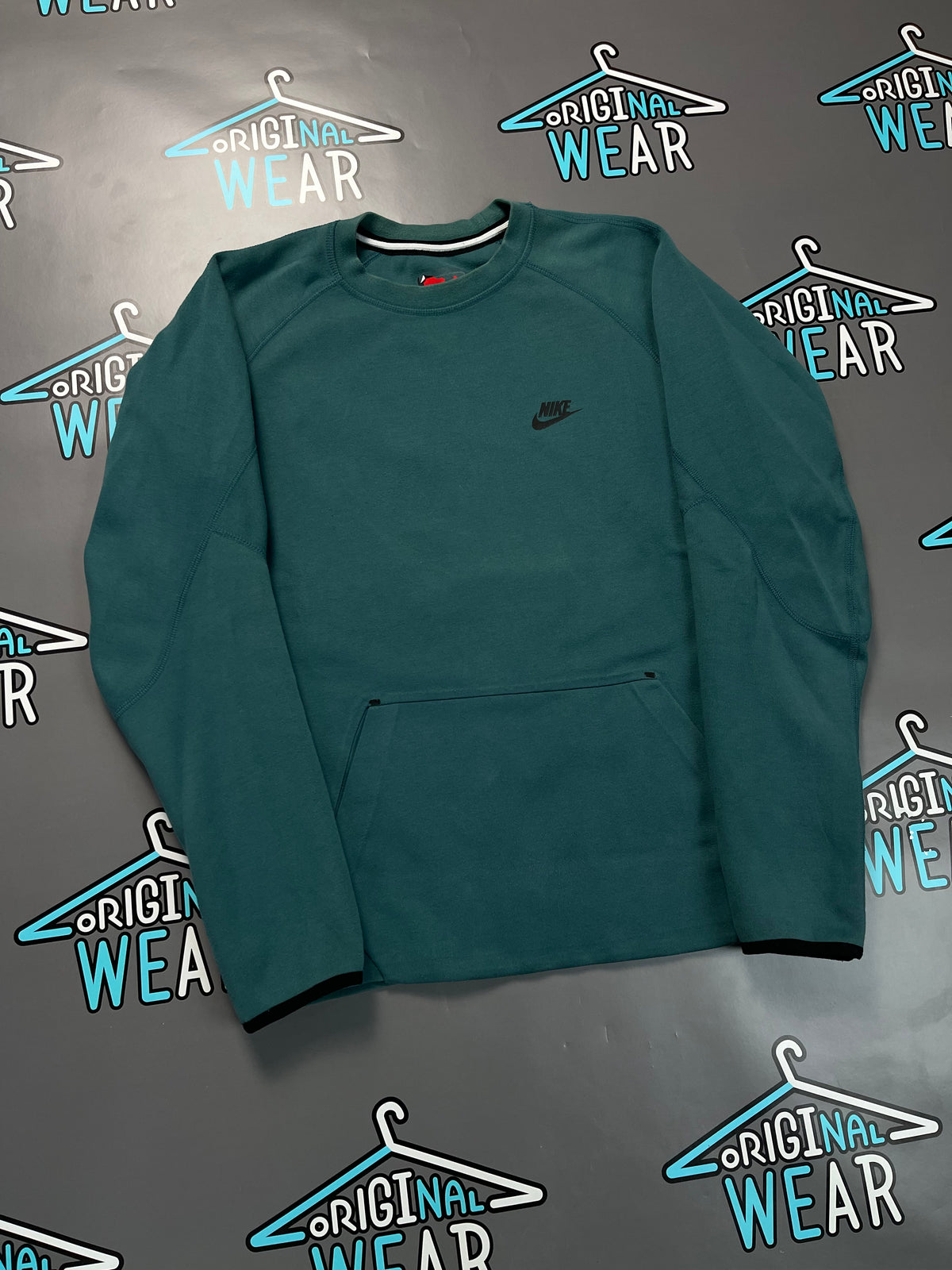 Nike Tech Fleece Duks &mdash; Slika 2 od 3