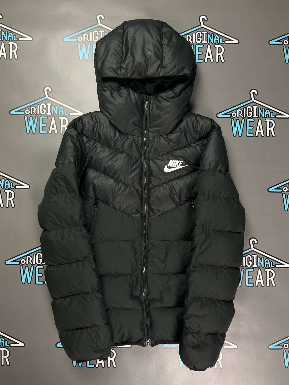 Nike DownFill Jakna &mdash; Slika 1 od 4