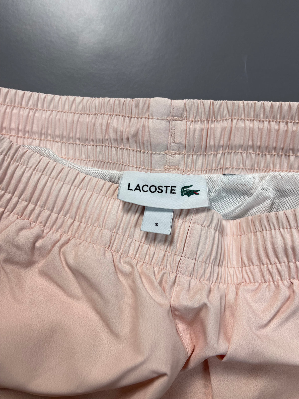 Lacoste “Peach” Šorc &mdash; Slika 3 od 3