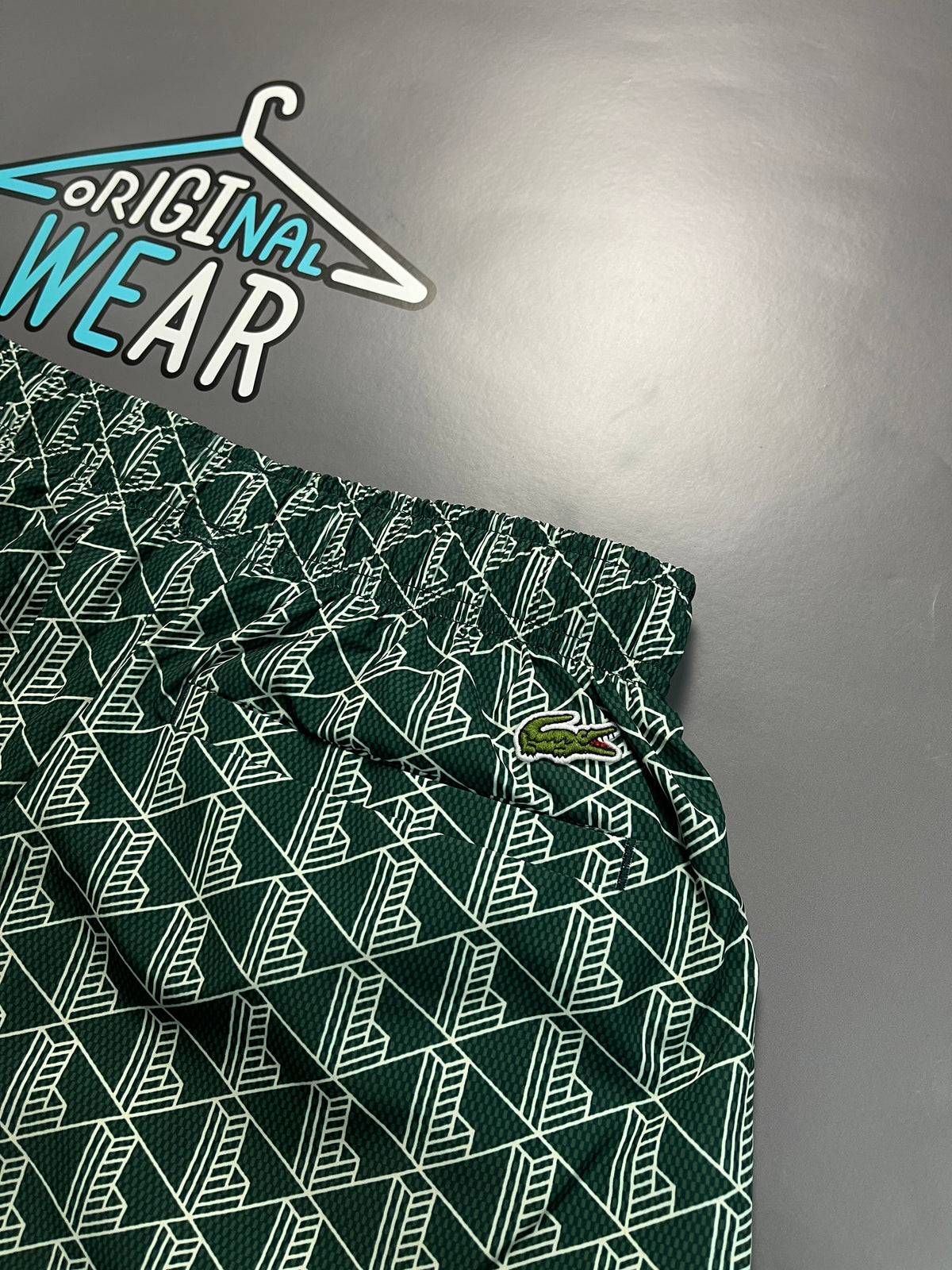 Lacoste “Monogram” Šorc &mdash; Slika 3 od 4